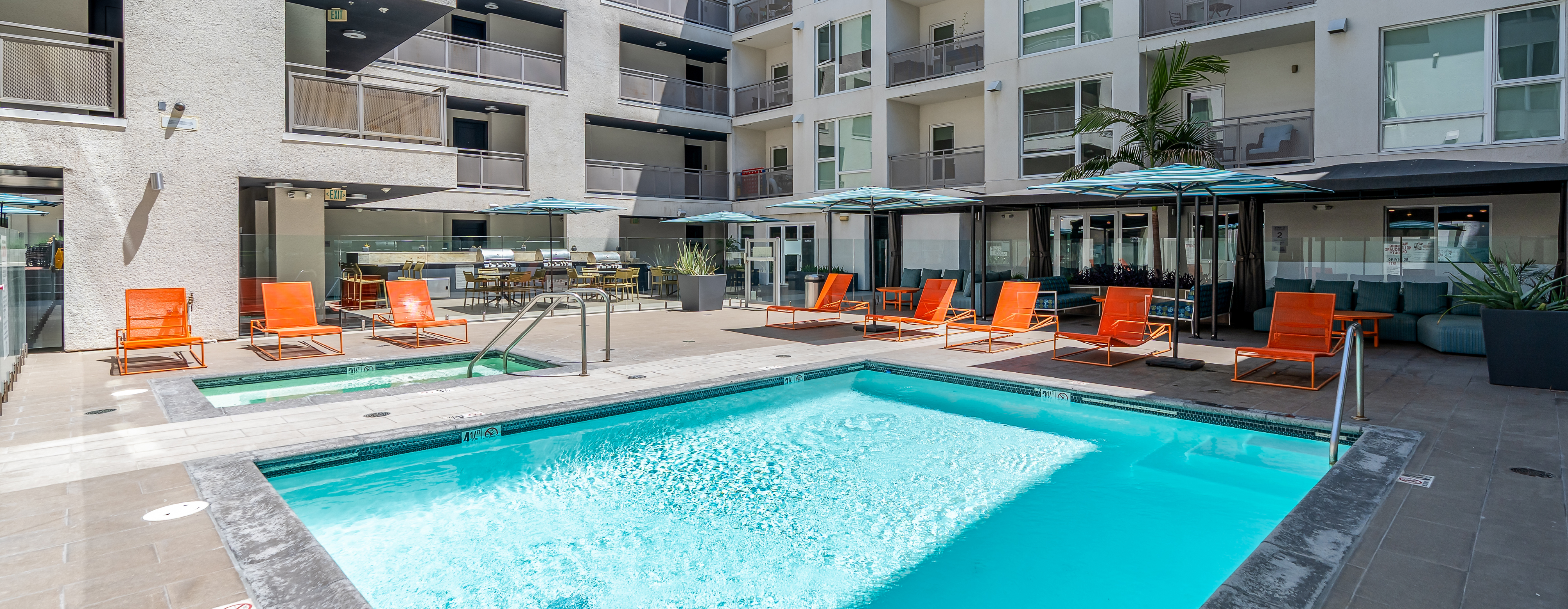 Onyx Glendale's' Pool